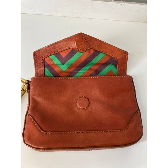 MARC BY MARC JACOBS BURNT ORANGE, BROWN LEATHER WRISTLET - Picture 6 of 16